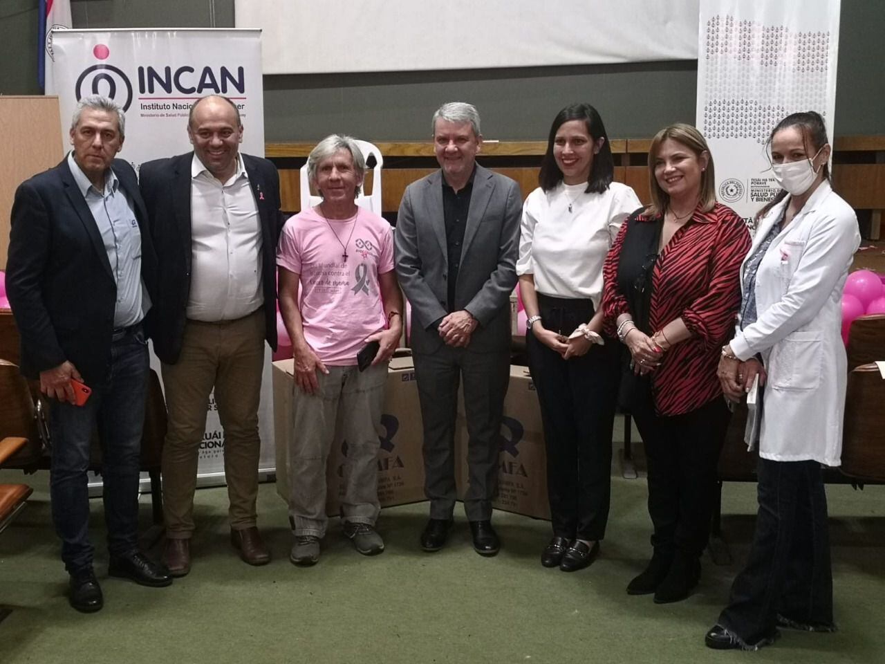 El INCAN recibió 1.500 unidades de MESNA fabricadas por Laboratorio Quimfa