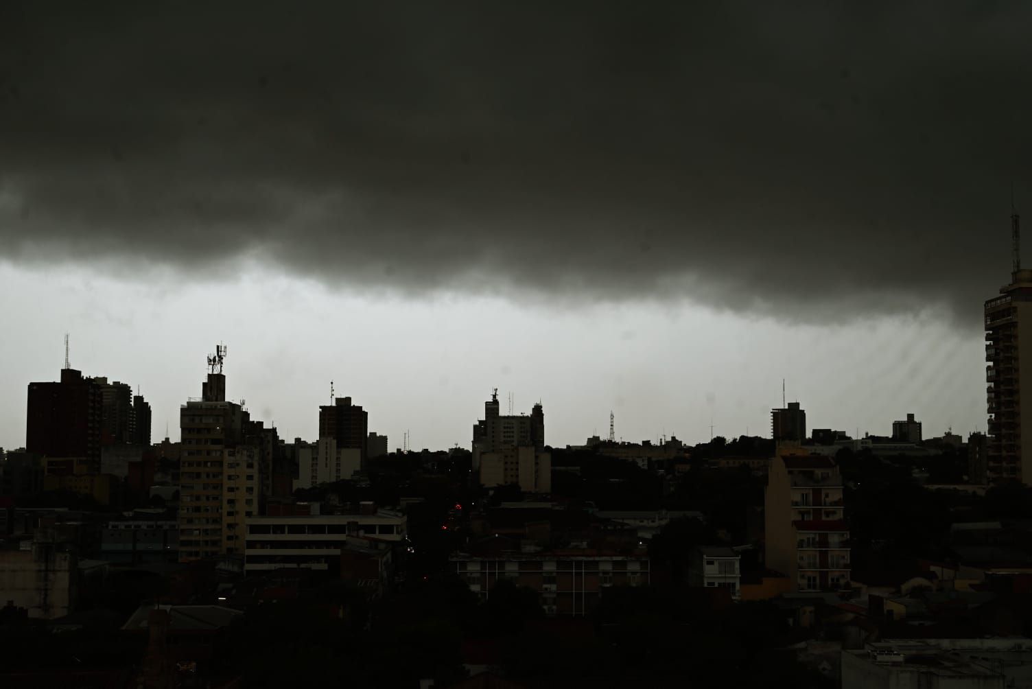 Meteorología: anticipan martes con lluvias y tormentas en Paraguay