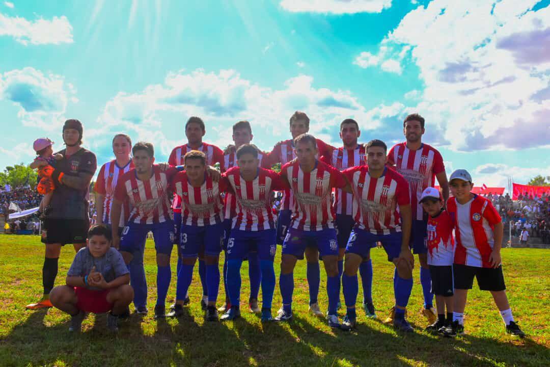 Club 15 de Agosto es tricampeón en la Liga Misionera del Sur - Fútbol - ABC  Color