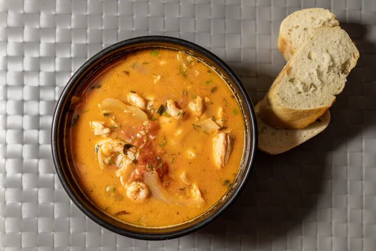Seguí esta receta y tendrás la mejor sopa de pescado en tu plato -  Gastronomía - ABC Color