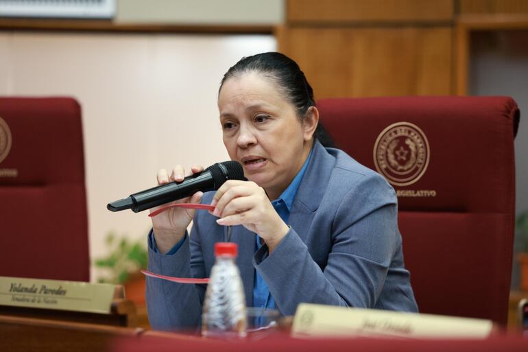 Yolanda Paredes, senadora de Cruzada Nacional.
