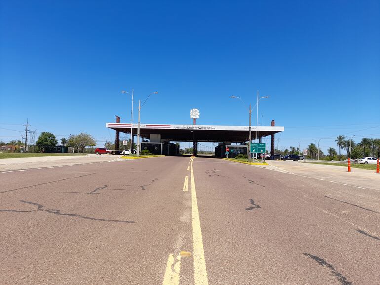 Paso fronterizo Ayolas – Ituzaingó por la Represa Yacyretá