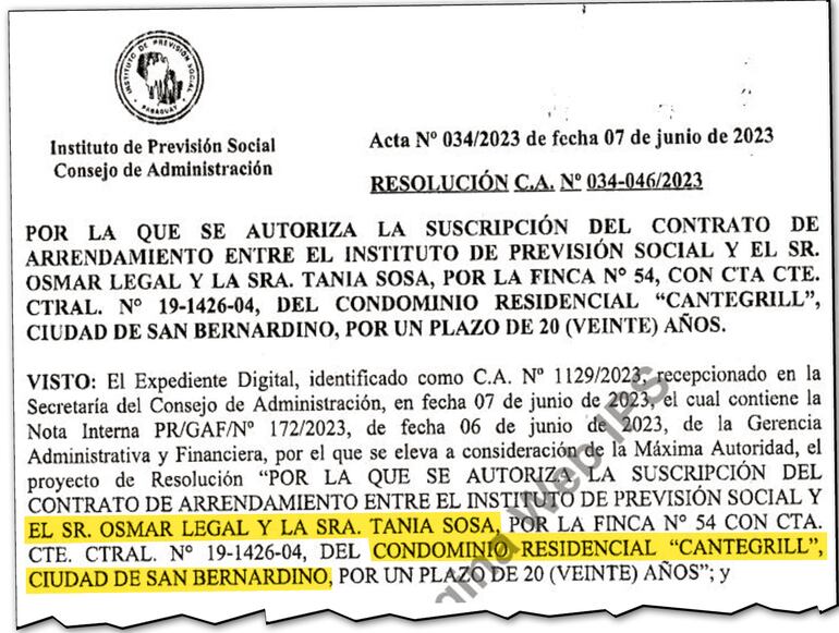 Disposición donde también se autoriza la firma del contrato con el fiscal Legal y su esposa.