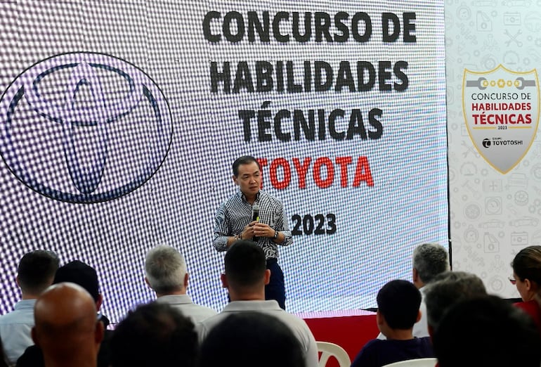 Marcelo Toyotoshi, en el concurso realizado en su empresa.