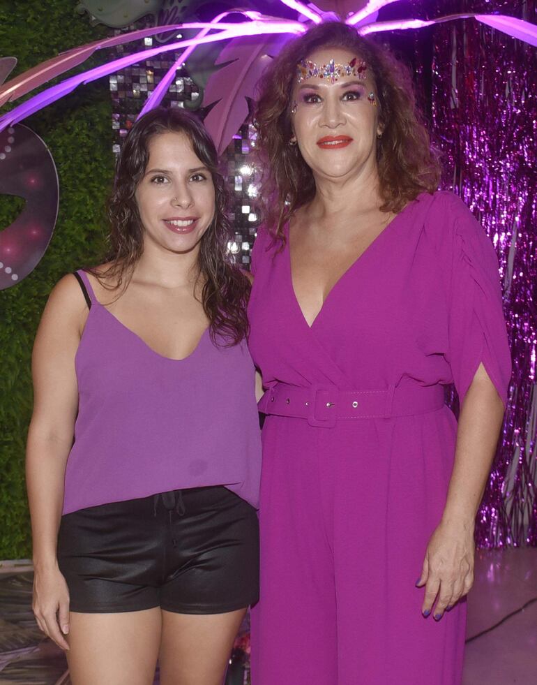 Bárbara Bondi y María Lis Bernal.