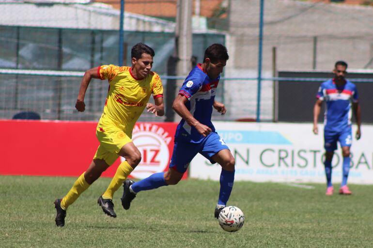 Martín Ledesma derroto 3-1 a Independiente de Campo Grande en el estadio Ricardo Gregor de la ciudad de Asunción por la fecha 30 de la División Intermedia 2024.