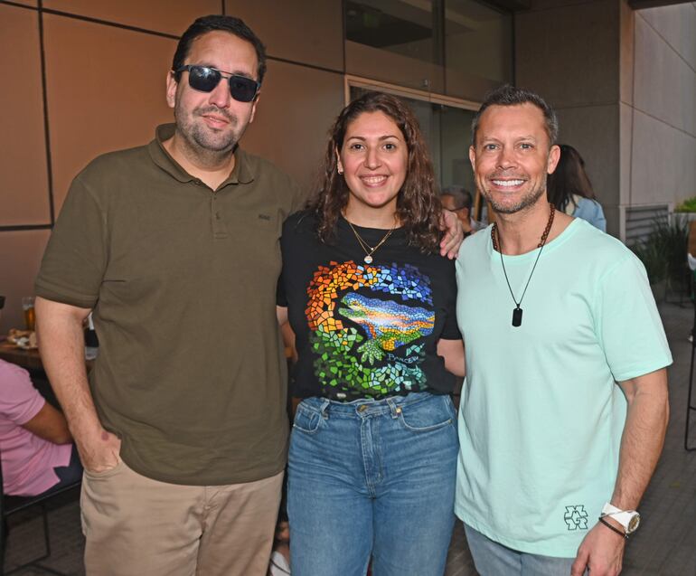 Roger Rolón, Mirta Ramírez y Raúl Fanego.