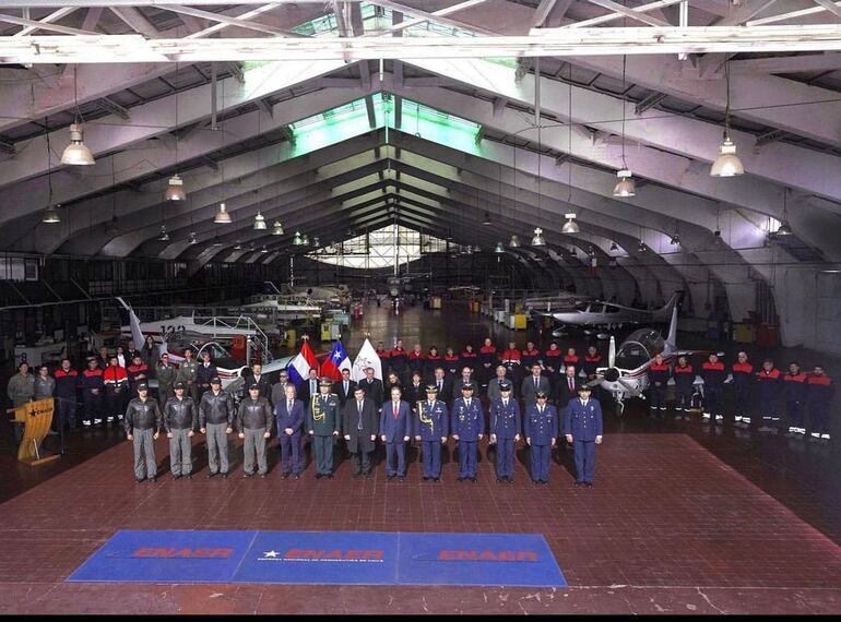 Días pasados la empresa ENAER de Chile entregó dos de las cuatro aeronaves Pillan T35 que cruzaron los Andes desde Paraguay para su reacondicionamiento.