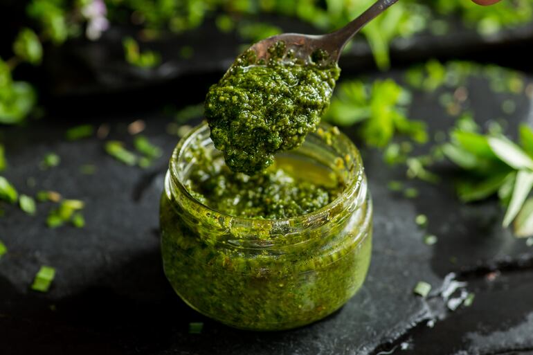 Pesto.