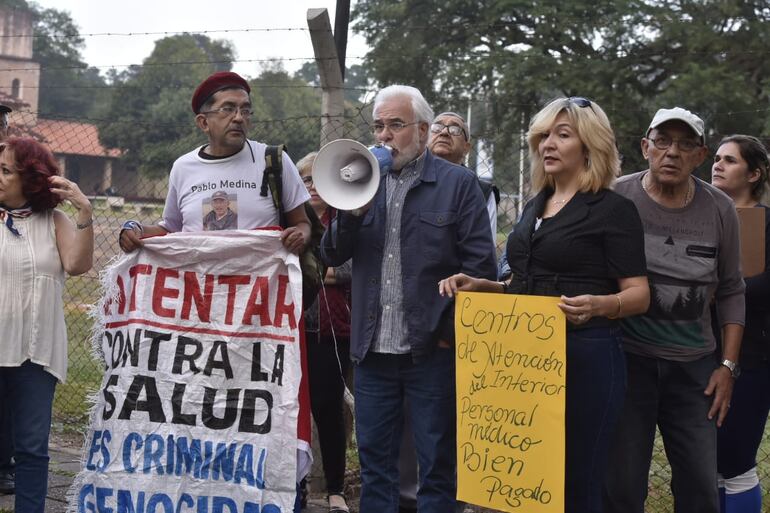 Manifestación de asegurados y jubilados del IPS.