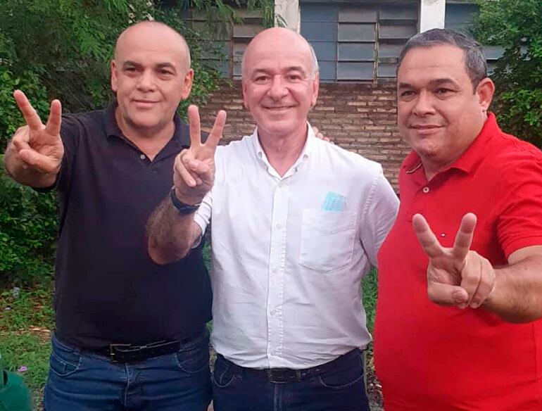 El senador Basilio “Bachi” Núñez, el intendente Luis López y el actual diputado Rubén Roussillón.