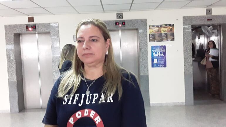 Porfiria Ocholasky, secretaria general del Sindicato de Funcionarios Judiciales del Paraguay.