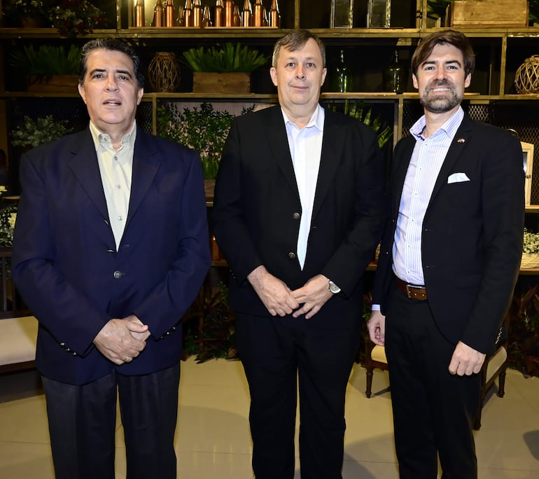 Francisco Gutiérrez, Wesley Kehler y Daniel Delatrée.