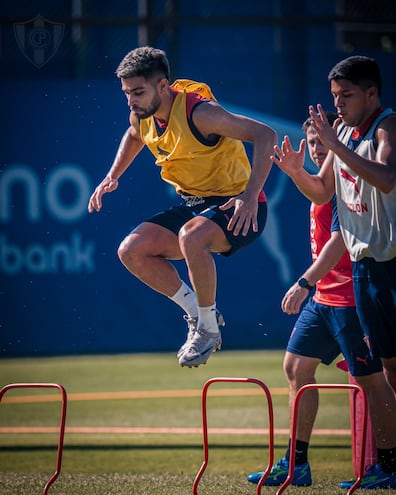 Cerro Porteño ya se encuentra rumbo al este para la pretemporada