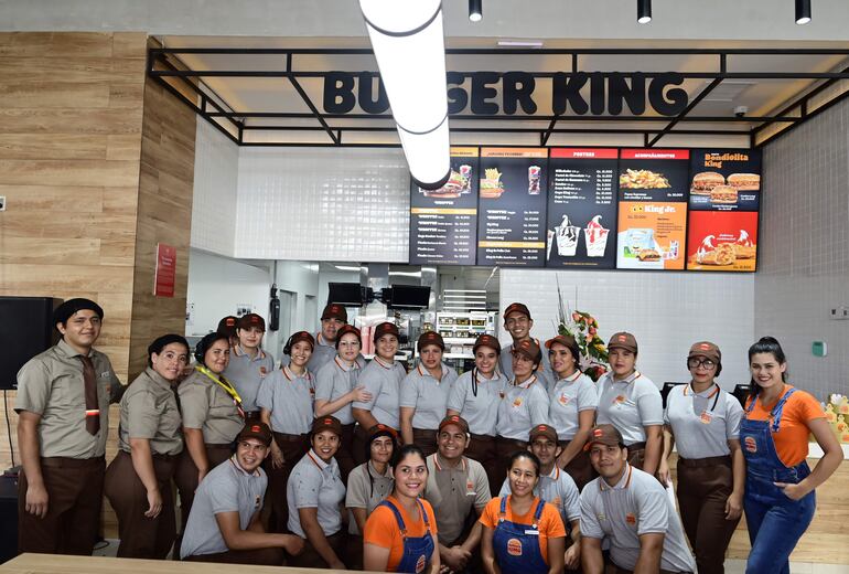 El equipo Burger King Mariano.