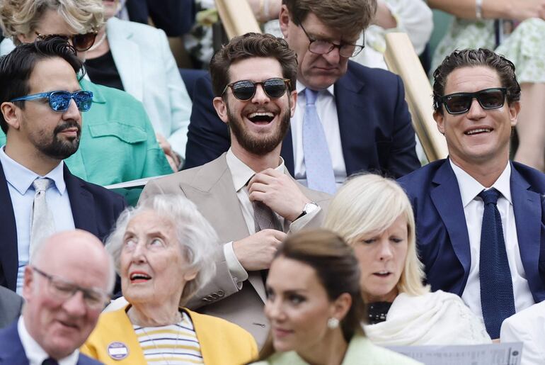 El actor Andrew Garfield en Wimbledon. (EFE/EPA/TOLGA AKMEN)
