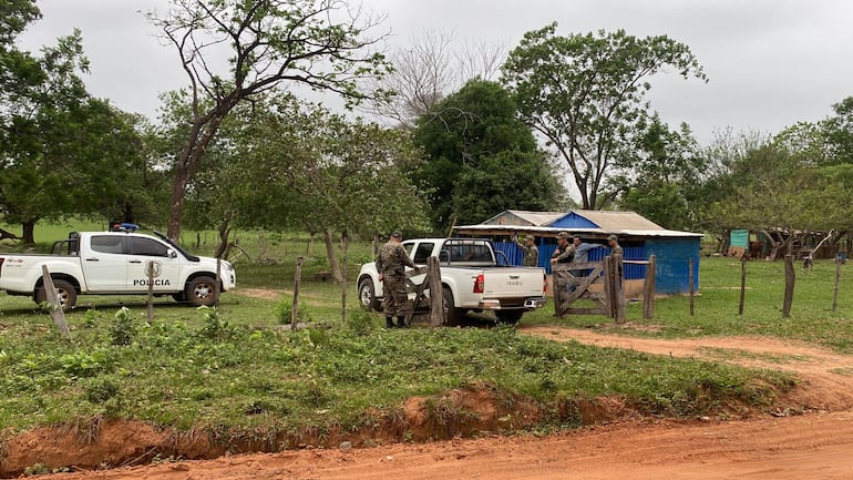 Dos hombres resultaron heridos durante un operativo fiscal-policial llevado a cabo en Horqueta, en el límite con Arroyito.