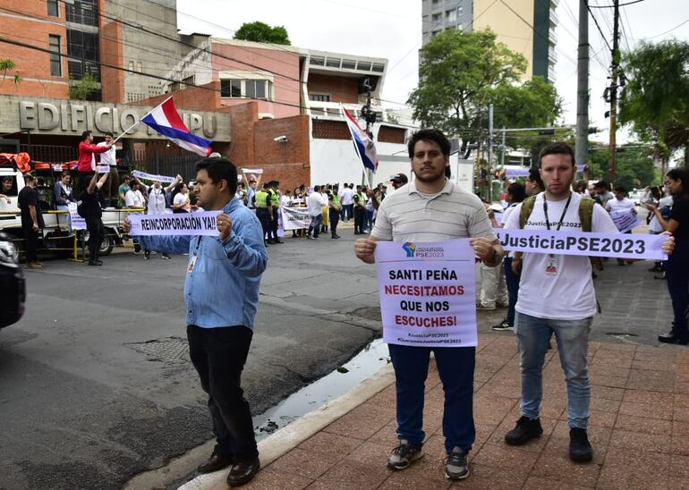 Itaipú manifestación funcionarios