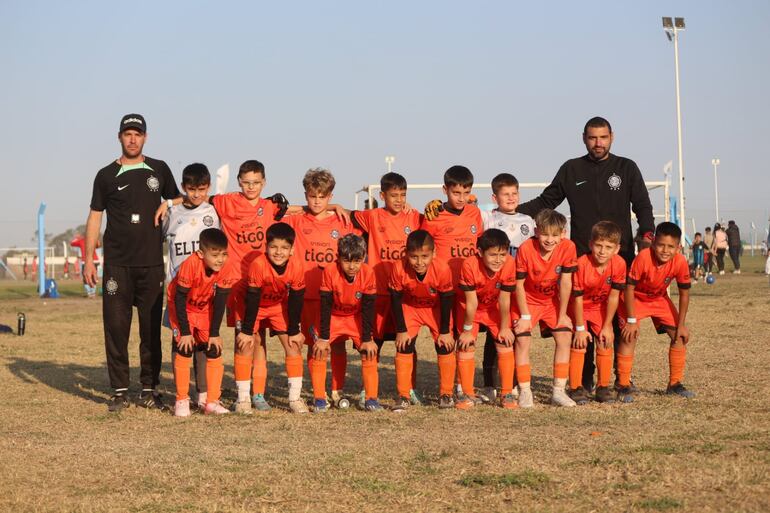 Equipo Olimpia Élite 1979 (Categoría 2014), el campeón de la Copa Celeste, venciendo en la final a Independiente de Avellaneda.