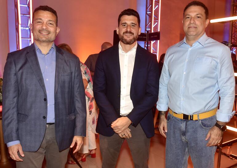 Franklin Boccia, Alejandro Gómez Abente y Aldo Cubilla.