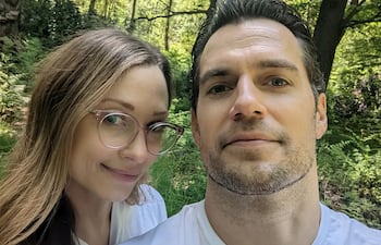 Henry Cavill y Natalie Viscuso aguardan felices a su primogénito. (Instagram/Henry Cavill)