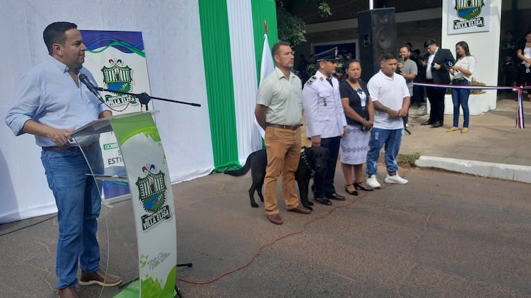 Hermanos del suboficial ayudante, Martín Mendoza, participaron de la ceremonia en Villa Elisa.