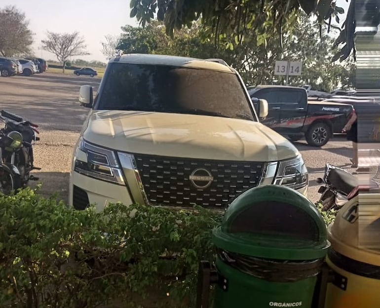 La camioneta abandonada en el Aeropuerto Internacional Viru Viru pertenecería a Sebastián Marset.