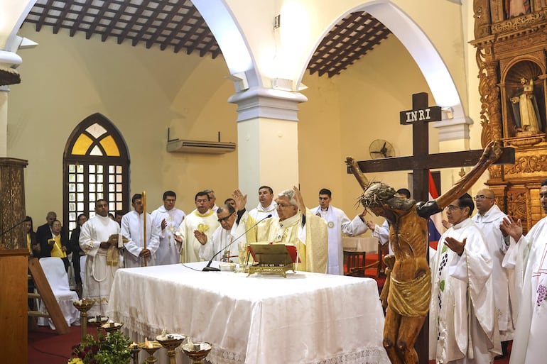 La misa central en honor a San Pablo Apóstol se realizó esta mañana desde las 9:00.