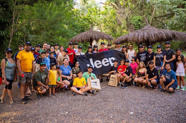 Una nueva experiencia vivieron los miembros del Jeep Club Py.