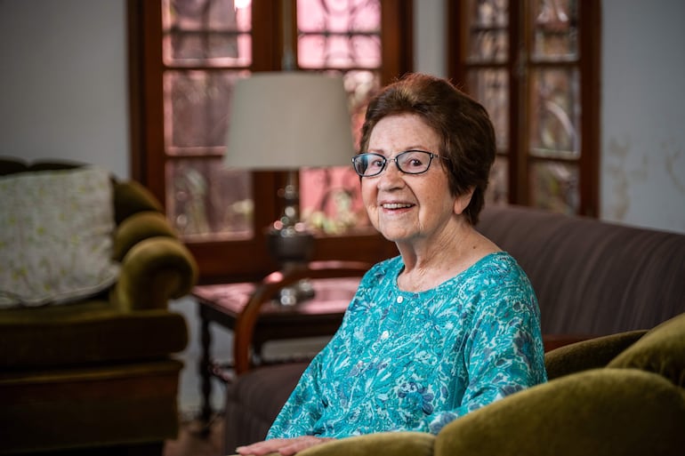 Manuela Peña de Rockhold, de 95 años de edad, voluntaria de "El Descanso del Peregrino" hace más de medio siglo en la ciudad de Caacupé.