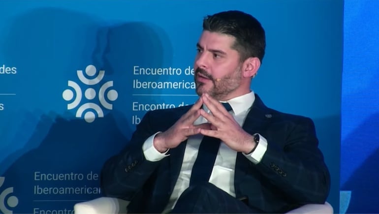 Óscar "Nenecho" Rodríguez (ANR- cartista), imputado intendente de Asunción durante el Encuentro de Ciudades Iberoamericanas en Madrid, España.