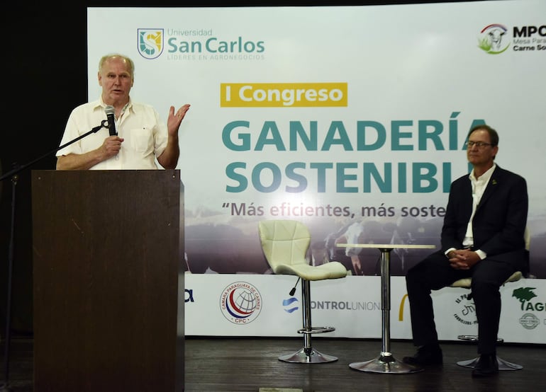 El Primer Congreso de Ganadería Sostenible reunió a actores clave de toda la cadena ganadera. 

Pedro González, Abc Color.