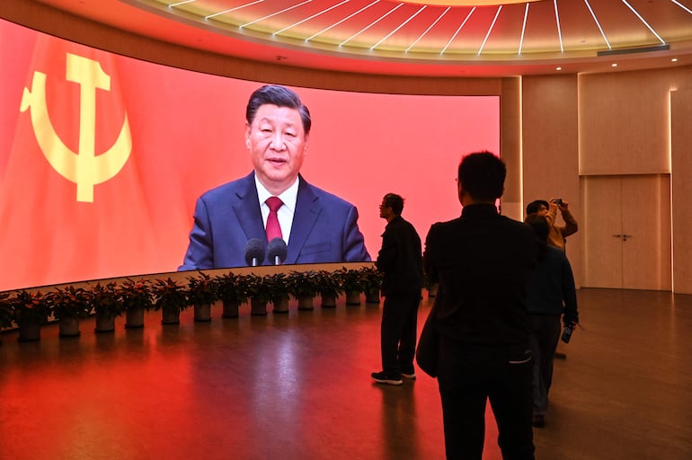 Gigantografía del presidente de China, Xi Jinping, en un salón de Shanghái.