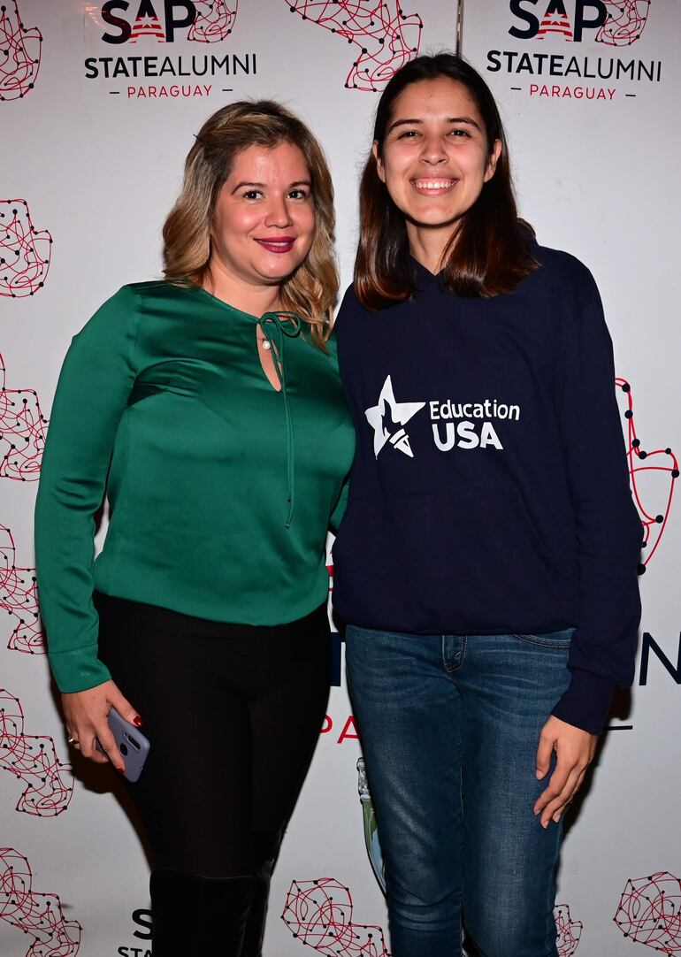 Jessica Lezcano y Belén Rodríguez.