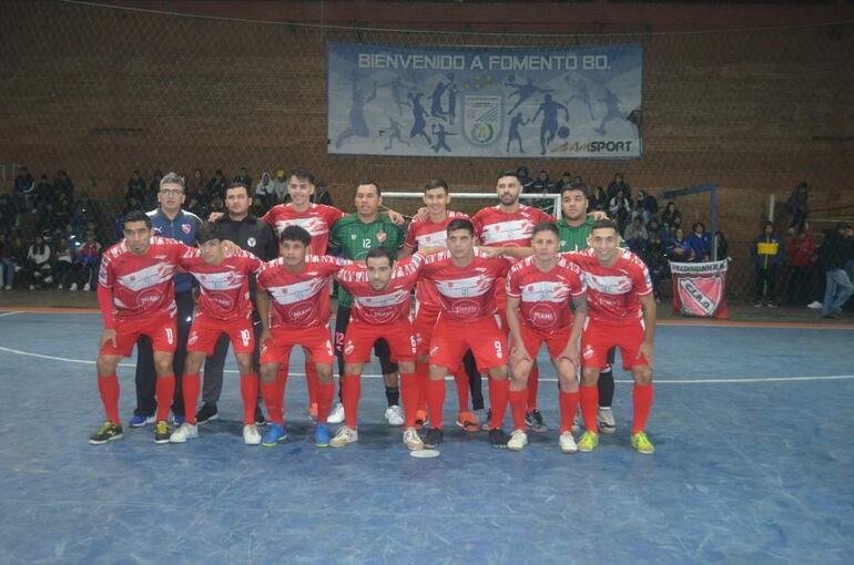 Independiente de Barrio Obrero le sacó el invicto a 29 de Septiembre, en la fecha pasada. Esta noche intentará mantener la racha en la visita a La Cur.