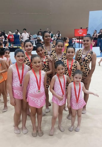 Las niñas gimnastas brillaron el fin de semana en la SND.