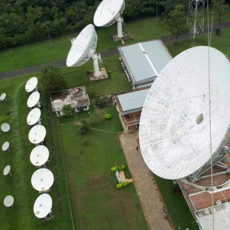 Antenas blancas