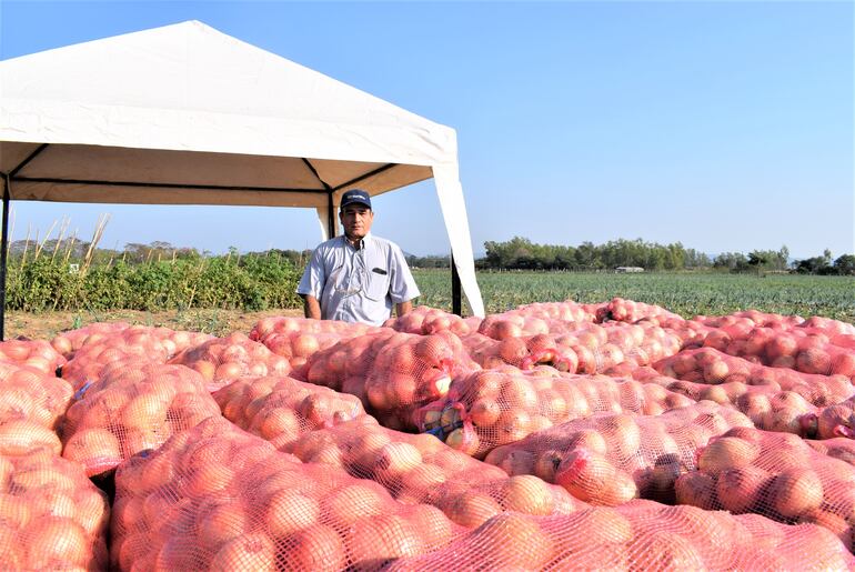 El presidente de la Asociación Frutihortícola y Pecuaria de Ybytymí, Alfredo Gamarra.