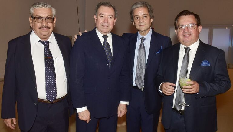 Ricardo Fretes, Oscar Sánchez, José Domínguez y Jorge Jarolín.