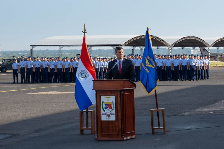 Presidente Santiago Peña anuncia la adquisición de radares.