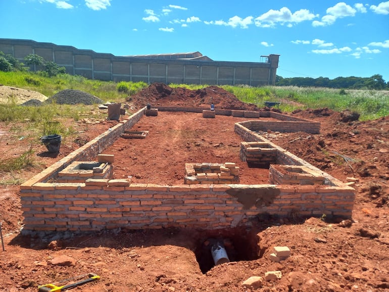 Iniciaron la construcción de la planta de tratamiento reciduales en el penal de Misiones.