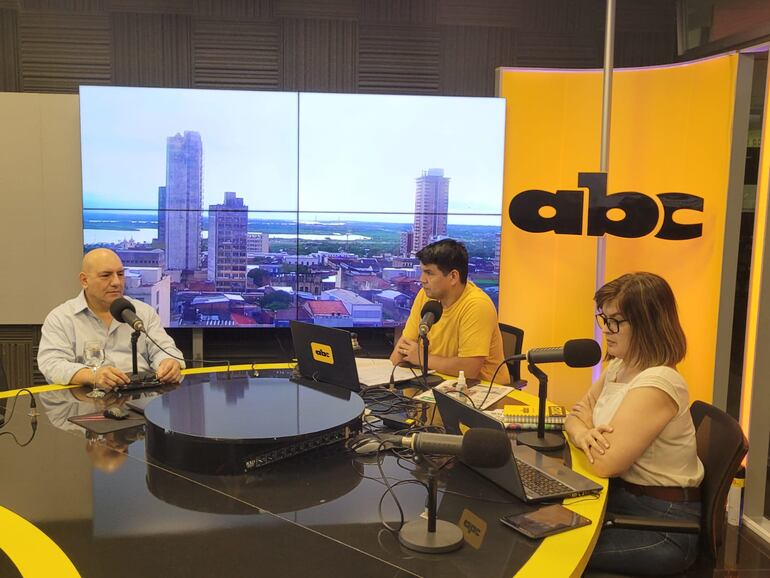 Viceministro de Seguridad Interna, Óscar Pereira, en estudios de ABC Cardinal 730AM.