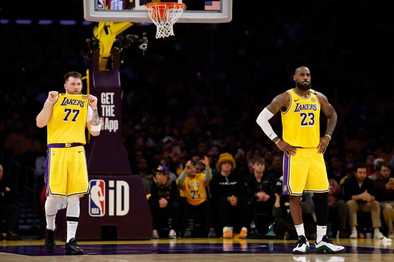 La imagen que todos querían ver LeBron  y Luka en Lakers.