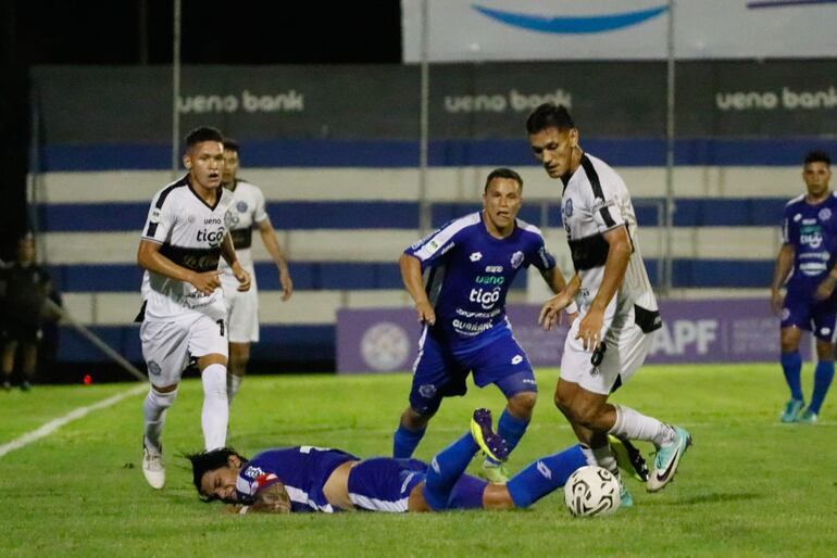 Olimpia de Itá superó a 12 de Octubre de Itauguá y avanzó de ronda en la Copa Paraguay 2024.