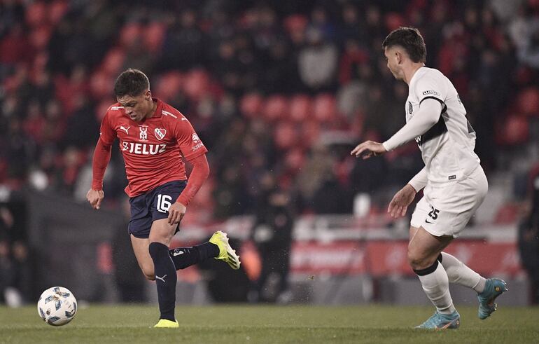 Olimpia perdió 1-0 con Independiente de Avellaneda en el amistoso Trofeo Reyes de Copas en el estadio Libertadores de América-Ricardo Bochini, en Avellaneda, Argentina.