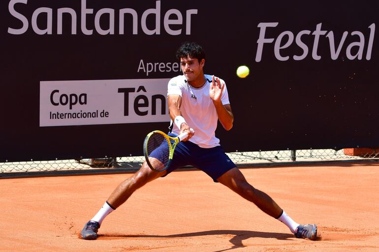 El paraguayo Daniel Vallejo tuvo un debut triunfal en el ATP Challenger de Lima, en Perú.