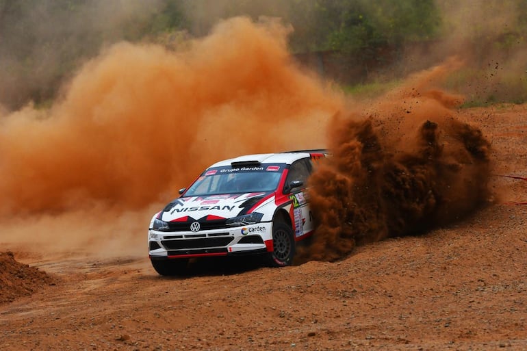 Didier Arias y Héctor Nunes mostraron un muy buen nivel, terminando en la séptima posición con el VW Polo GTI R5.