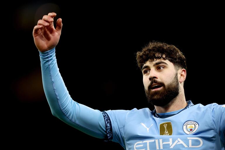 Manchester (United Kingdom), 29/01/2025.- Josko Gvardiol of Manchester City celebrates after Brugge scored an own goal during the UEFA Champions League match between Manchester City and Club Brugge in Manchester, Britain, 29 January 2025. (Liga de Campeones, Reino Unido) EFE/EPA/ADAM VAUGHAN
