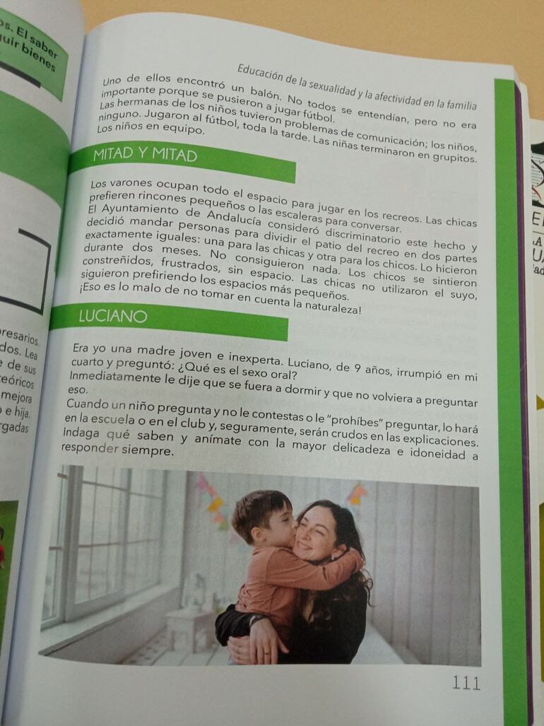 Página 111 del libro "12 Ciencias" en su versión de educación de la sexualidad y la afectividad en la familia