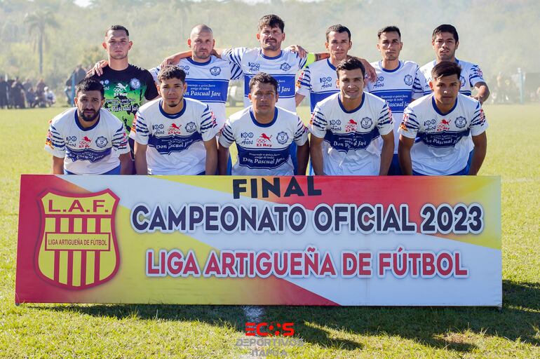 15 de Agosto de Isla Alta, campeón de la Liga Artigueña